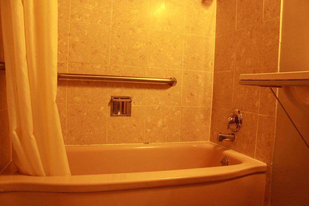 Budget Inn -Yreka Zewnętrze zdjęcie