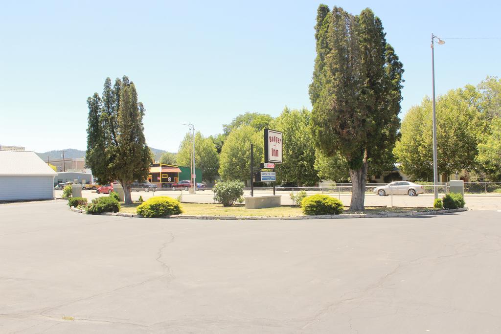 Budget Inn -Yreka Zewnętrze zdjęcie